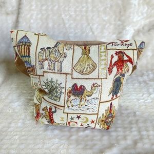 Artisan Embroidered Shimmer✨️ Cross-Body Bag✨️🐫🐎